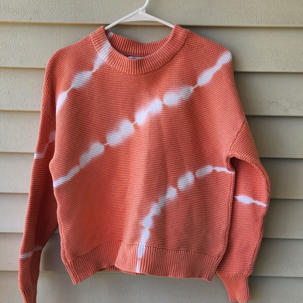 Old navy sweater size S